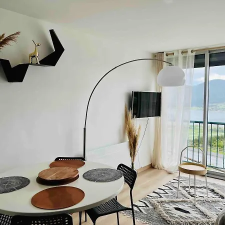 Chaleureux Avec Vue Matemale Apartmán *