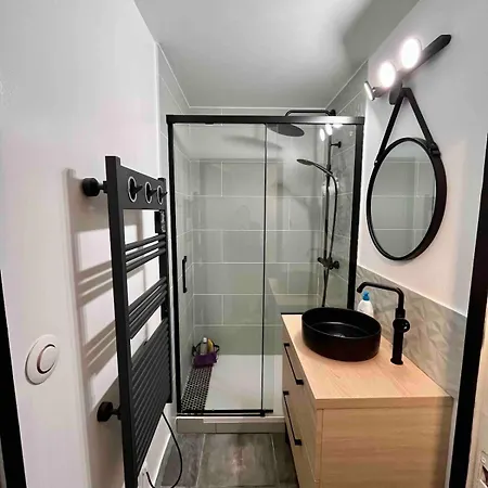 Chaleureux Avec Vue Matemale Apartmán